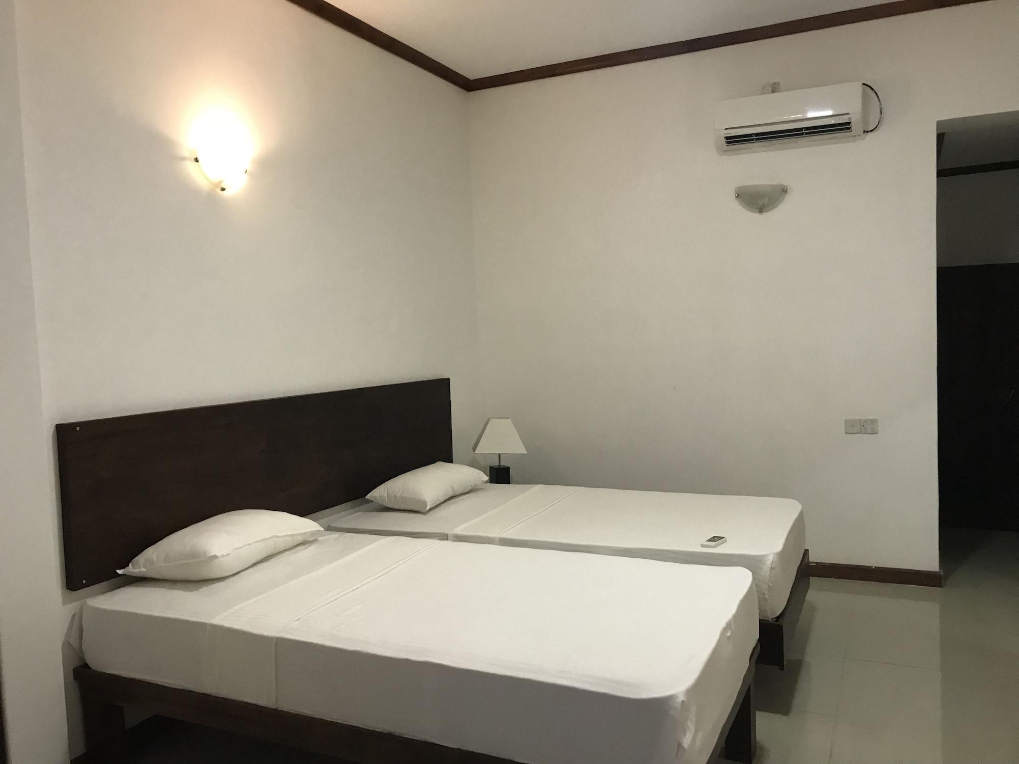 Welcombe Hotel Trincomalee Exterior photo